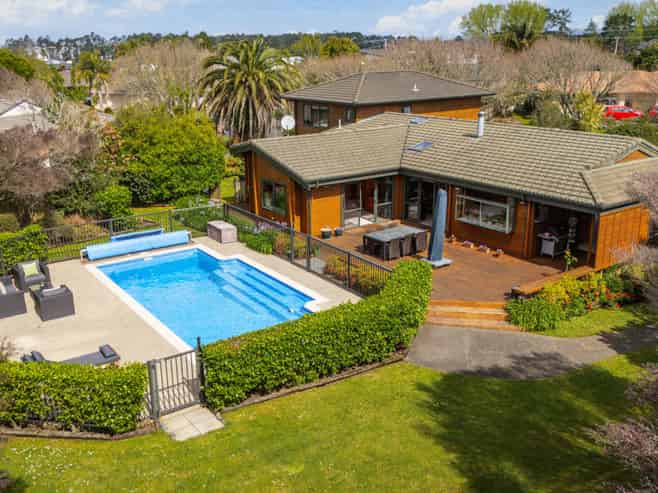 45 Sunny Crescent, Huapai