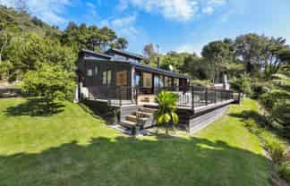 2515 Kenepuru Road, Kenepuru Sound