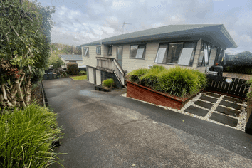 12A Commissariat Road, Mount Wellington