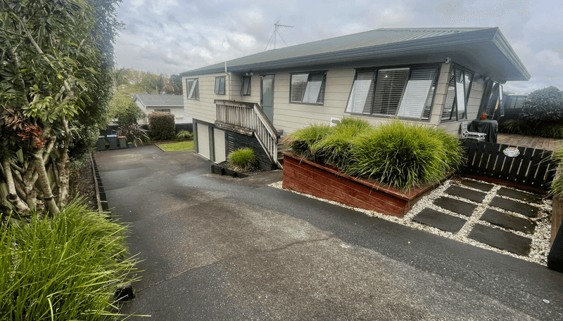 12A Commissariat Road, Mount Wellington