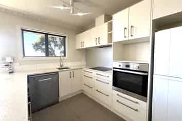 3/205 Onewa Road, Birkenhead