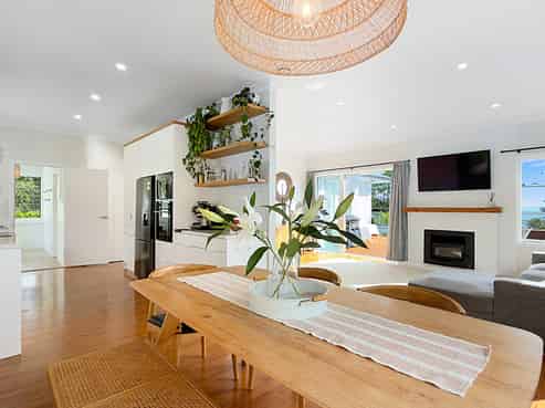 304 The Terrace, Thames