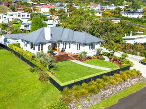 304 The Terrace, Thames