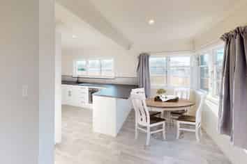 60 Phillips Street, Sanson