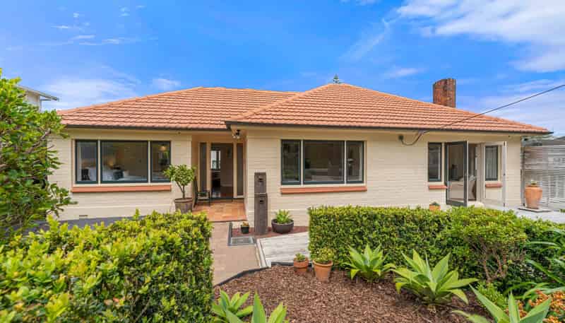 33 Old Lake Road, Devonport