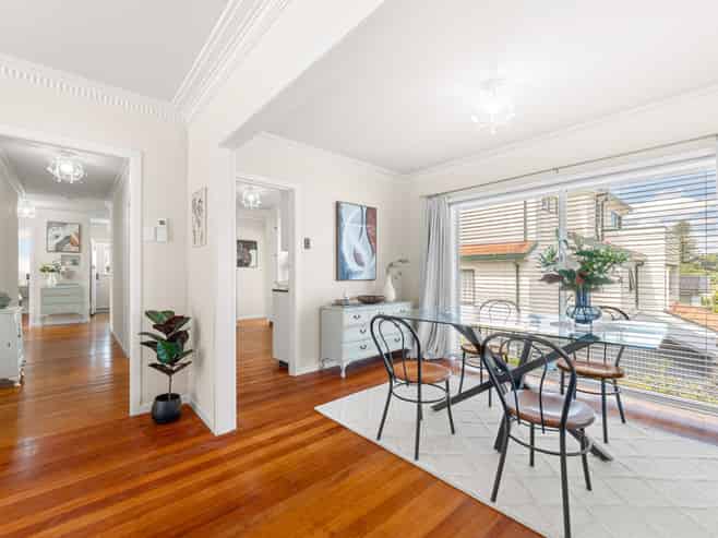 33 Old Lake Road, Devonport