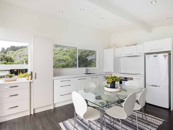16 Cathedral Road, Gore Bay