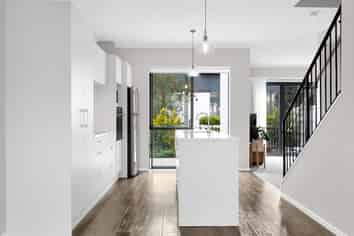 2 Alyssum Road, Mount Wellington