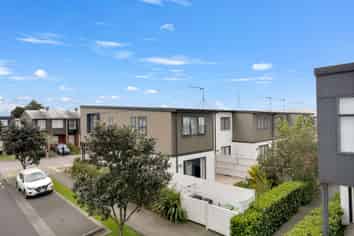 2 Alyssum Road, Mount Wellington