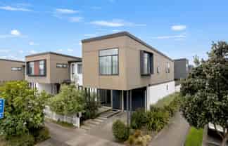 2 Alyssum Road, Mount Wellington
