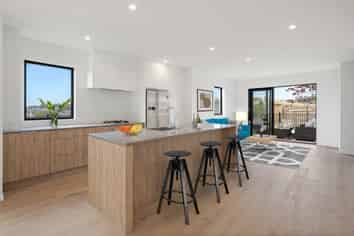 55 Nga Pona Toru Road, Flat Bush