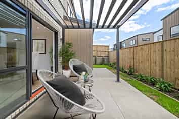 55 Nga Pona Toru Road, Flat Bush