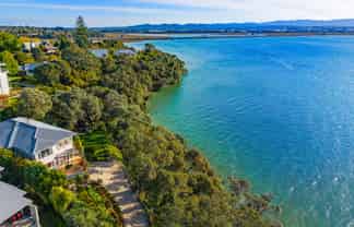 76 St Michaels Avenue, Point Chevalier