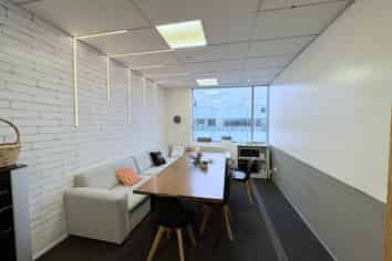 MODERN LEVEL 1 ALBANY OFFICE

