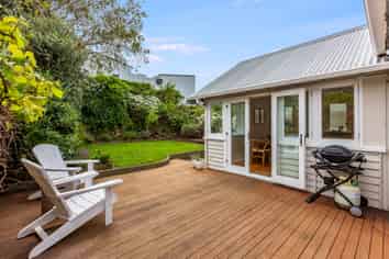24 Chilka Street, Berhampore