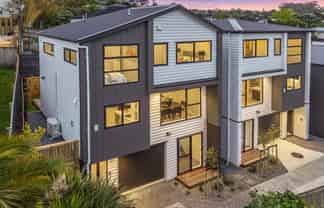 4F Meadowvale Avenue, Forrest Hill