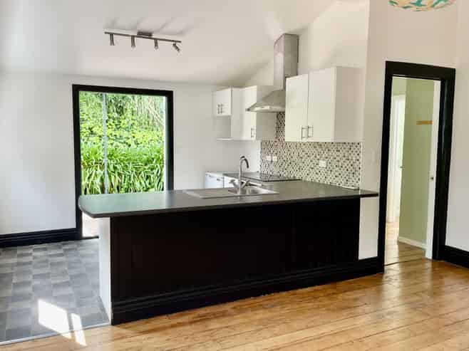 131 Shakespeare Road, Napier Hill