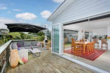50 Ronald Avenue, Glenbrook
