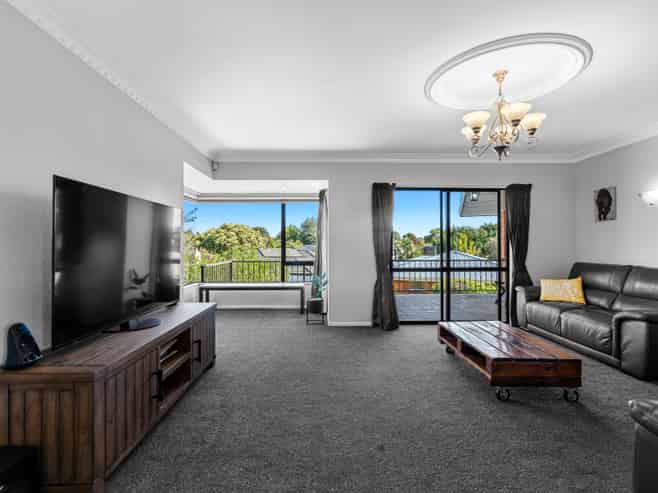 2A Garthwood Road, Hillcrest