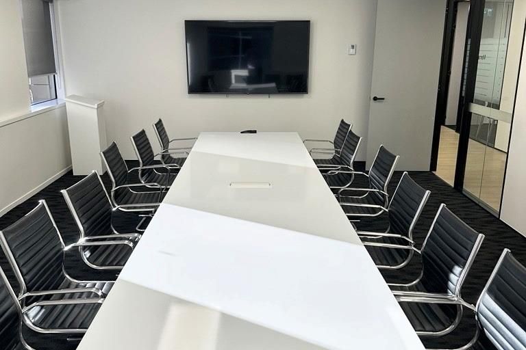 CBRE – MODERN WALK-IN SOLUTION - View 5