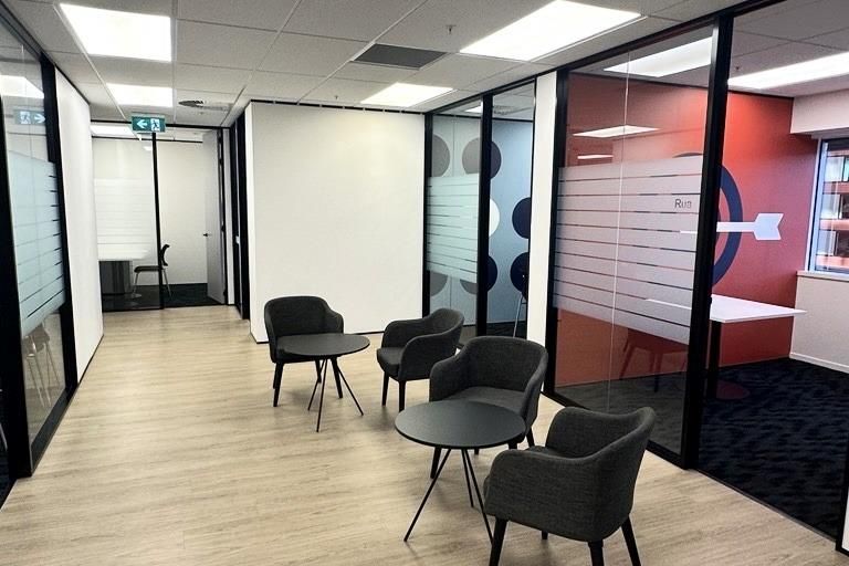 CBRE – MODERN WALK-IN SOLUTION - View 4