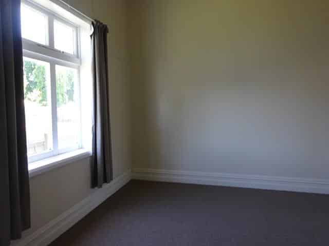 603B Oak Road, Akina