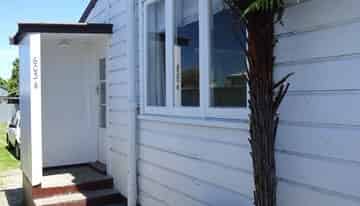 603B Oak Road, Akina