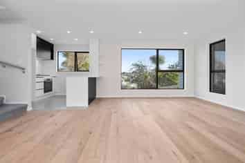 4E Meadowvale Avenue, Forrest Hill