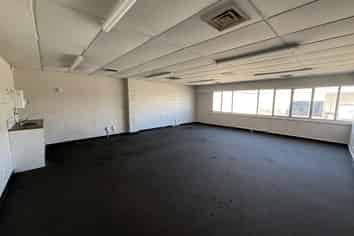 Affordable Warehousing! Practical & Fully Fenced