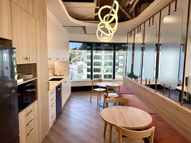 CBRE – BRAND NEW “AIR SUITE”