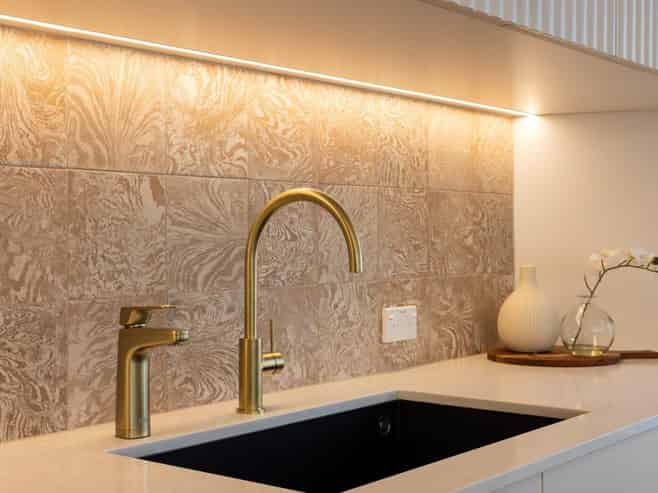 CBRE – BRAND NEW “AIR SUITE”