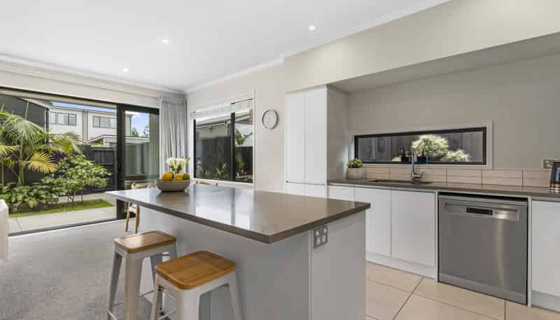 10 Walter Merton Road, Hobsonville