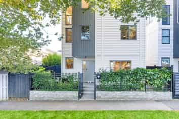 1D Acorn Street, Royal Oak