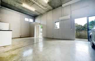 PRACTICAL WAREHOUSE OPPOSITE SYLVIA PARK
