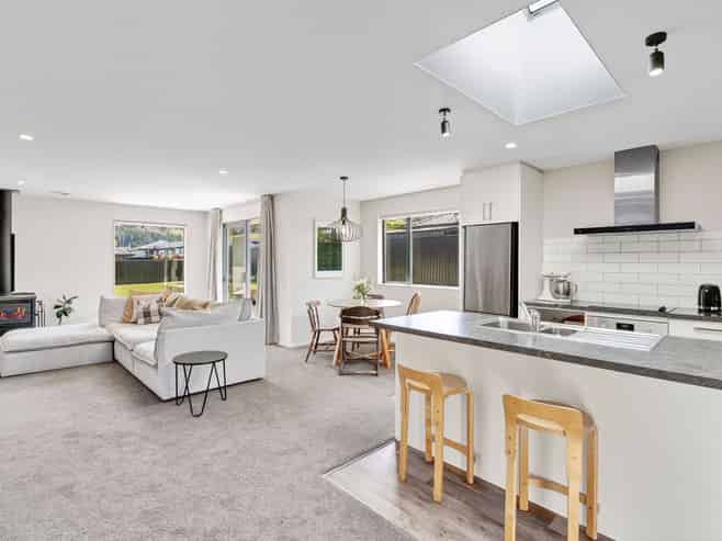 7 Tomtit Crescent, Lake Hawea