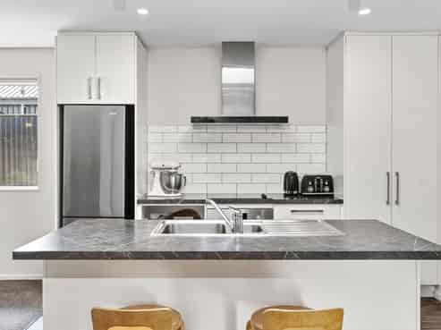 7 Tomtit Crescent, Lake Hawea