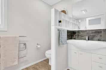 707 Willowpark Road North, Hastings