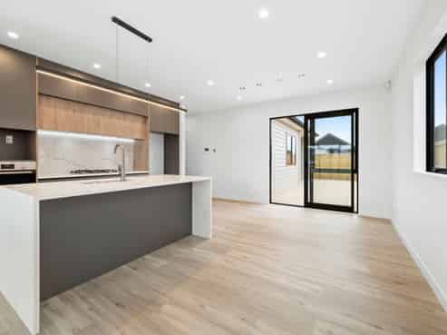 12 Kobe Street, Karaka