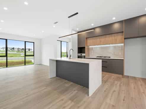 12 Kobe Street, Karaka