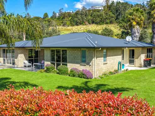 12 Titoki Lane, Whangamata