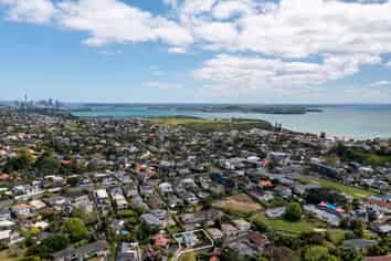 33 Geraldine Place, Kohimarama