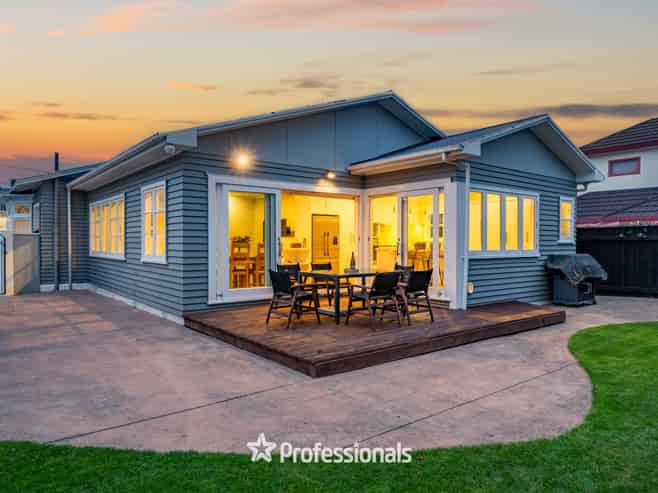 30 Copeland Street, Central Hutt
