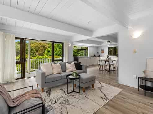 33 Commins Road, Onerahi