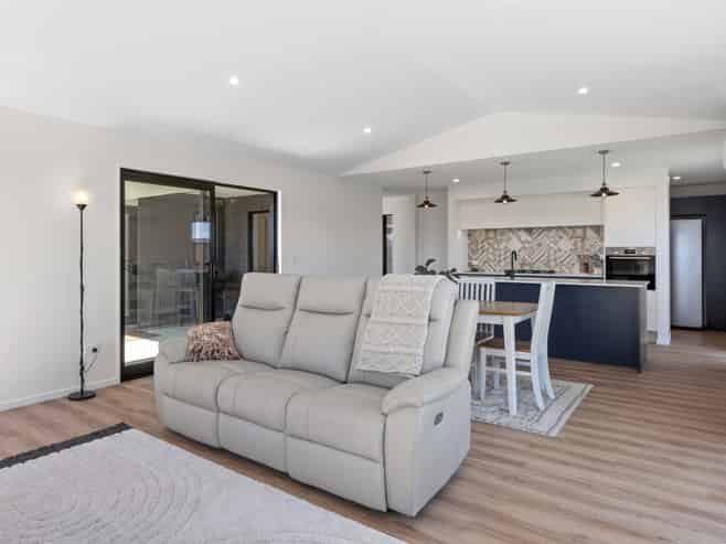 52 Eric Crozier Road, Darfield