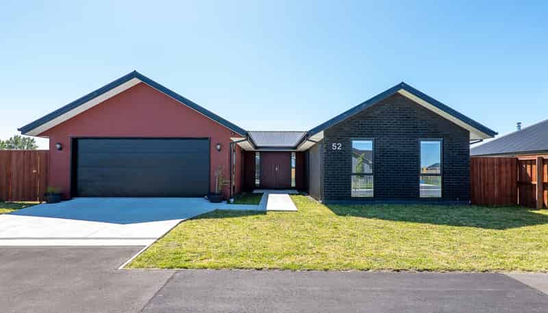 52 Eric Crozier Road, Darfield