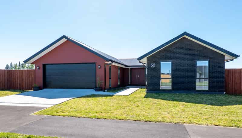 52 Eric Crozier Road, Darfield