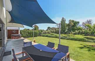 14 Raven Grove, Havelock North