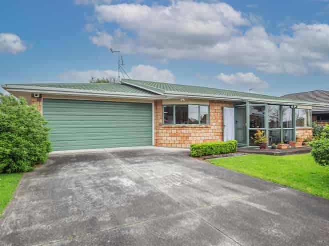 53 Duke Street, Levin