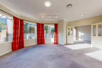 82  Amesbury Drive, Churton Park