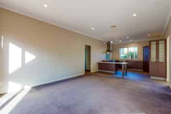 82  Amesbury Drive, Churton Park